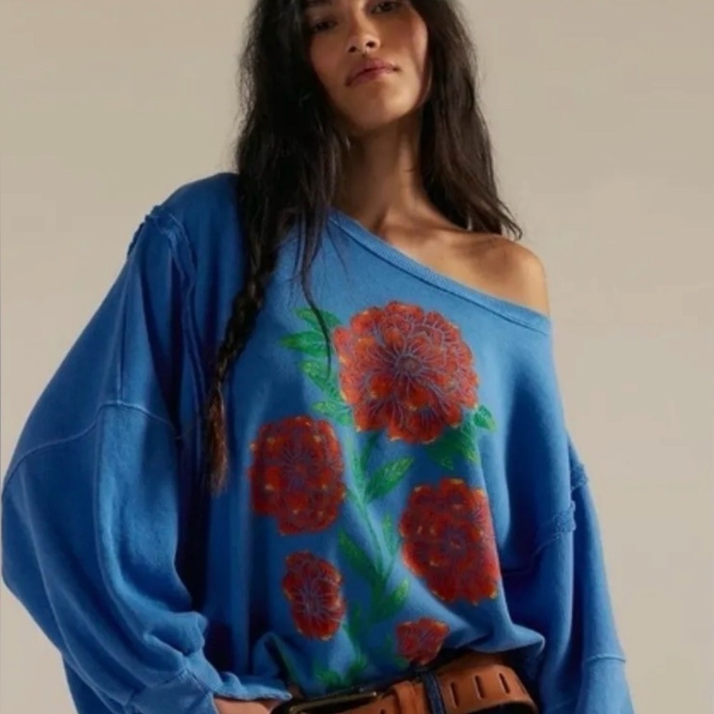 We The Free Graphic Camden Pullover Size S Rose 🌹
